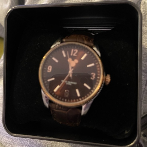Disney Mickey Mouse watch , men’s - Picture 1 of 5